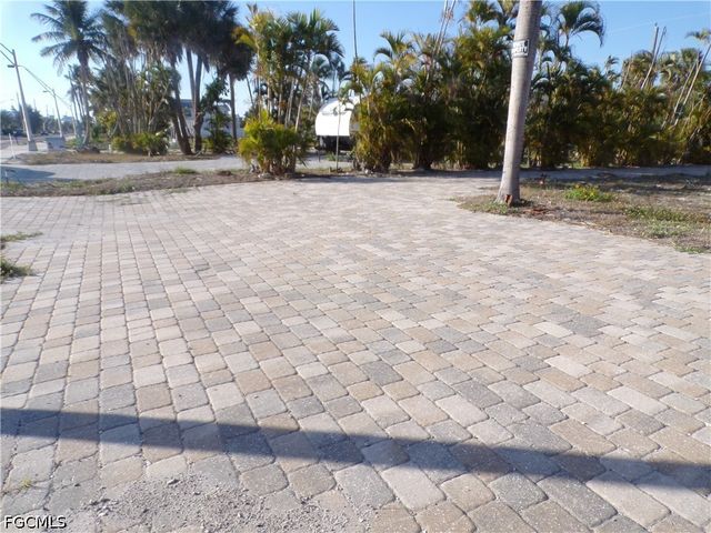 5865 Estero BLVD, Fort Myers Beach, FL 33931