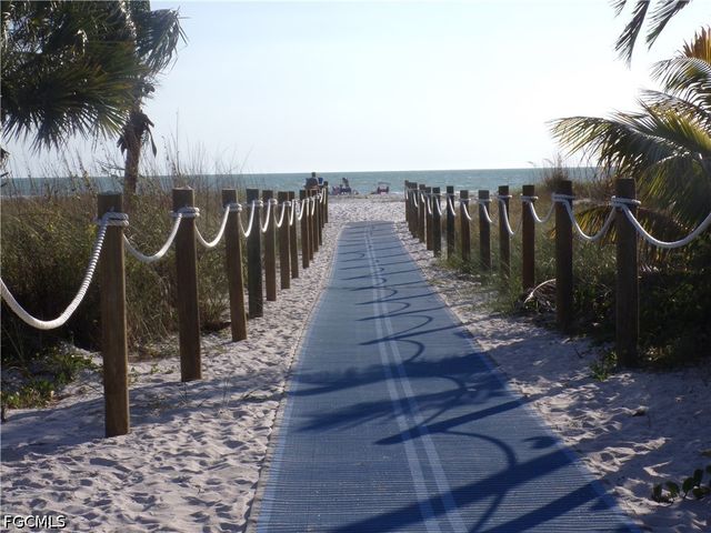 5865 Estero BLVD, Fort Myers Beach, FL 33931