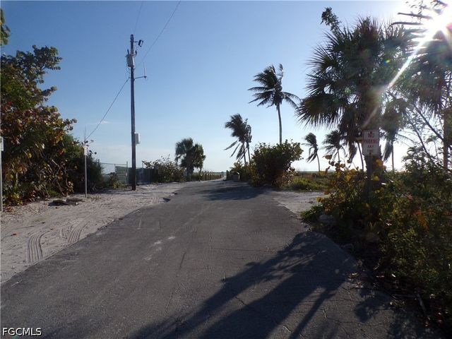 5865 Estero BLVD, Fort Myers Beach, FL 33931