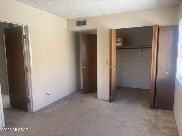 122 E Pastime Road, Tucson, AZ 85705