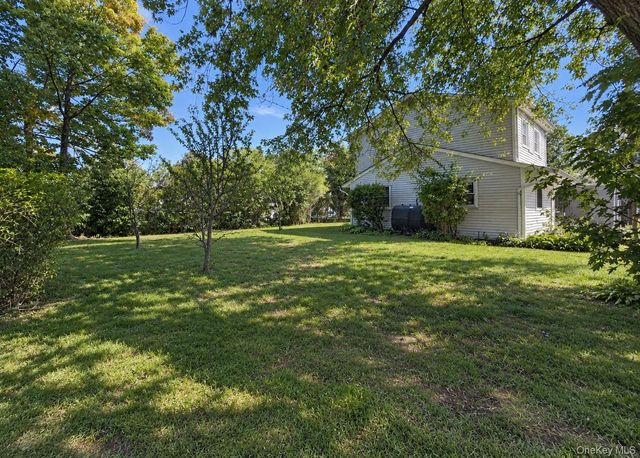 1065 Udall Road, Bay Shore, NY 11706
