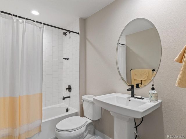 12091 W 51st Ave, Wheat Ridge, CO 80033