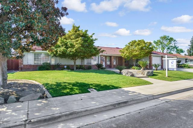 2436 Trevor Court, Madera, CA 93637