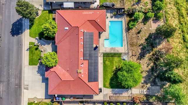 2436 Trevor Court, Madera, CA 93637