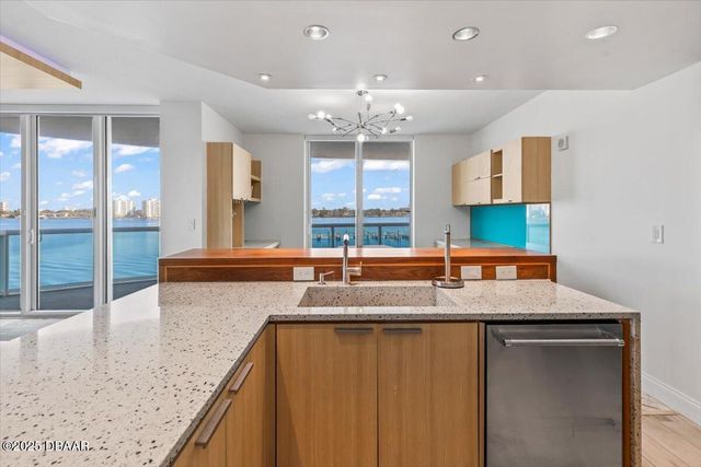 241 Riverside Dr Unit 402, Holly Hill, FL 32117