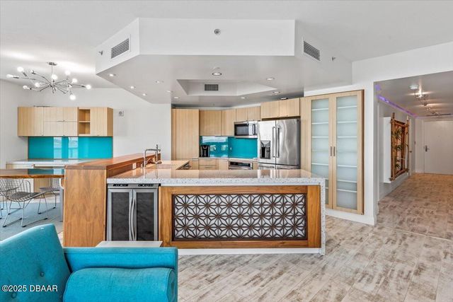 241 Riverside Dr Unit 402, Holly Hill, FL 32117