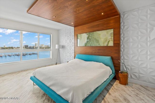 241 Riverside Dr Unit 402, Holly Hill, FL 32117