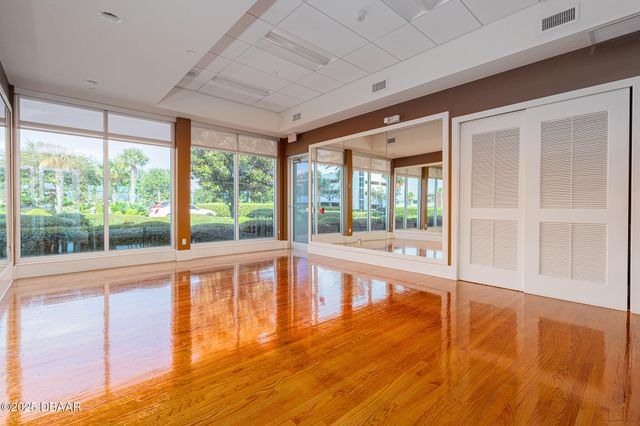 241 Riverside Dr Unit 402, Holly Hill, FL 32117