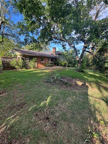 202 Hillandale Drive, Griffin, GA 30224