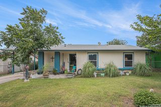 407 Berry Hill, San Antonio, TX 78227