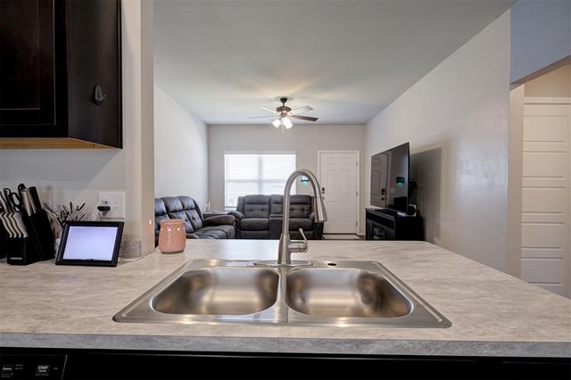 452 SE 7th Place, Newcastle, OK 73065