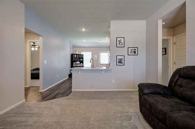 452 SE 7th Place, Newcastle, OK 73065