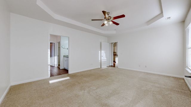 1055 Middleton Ln, Gallatin, TN 37066