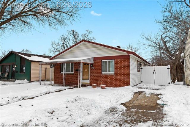 26131 Amherst Street, Dearborn Heights, MI 48125