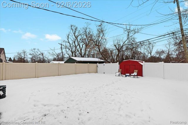 26131 Amherst Street, Dearborn Heights, MI 48125