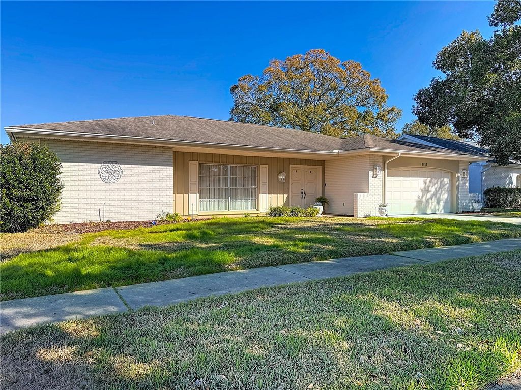 Image 2 of property listing at 8613 STONEHEDGE WAY, Hudson, FL 34667