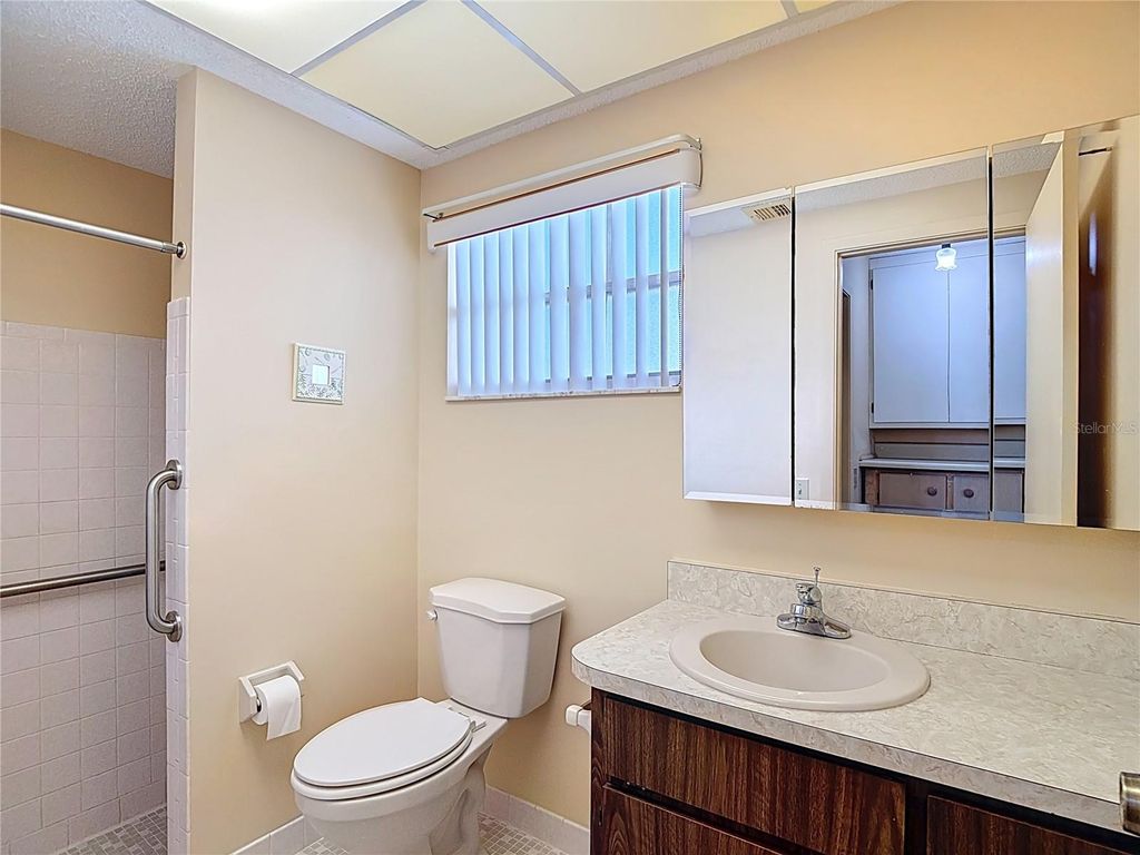 Image 39 of property listing at 8613 STONEHEDGE WAY, Hudson, FL 34667