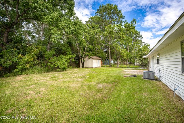 2840 Gardendale Avenue, Gautier, MS 39553