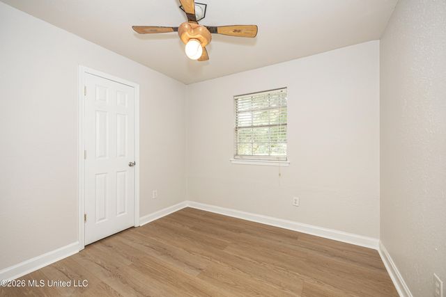 2840 Gardendale Avenue, Gautier, MS 39553