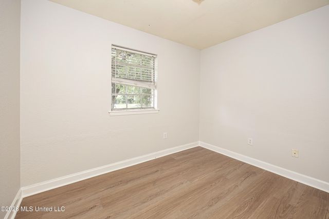 2840 Gardendale Avenue, Gautier, MS 39553