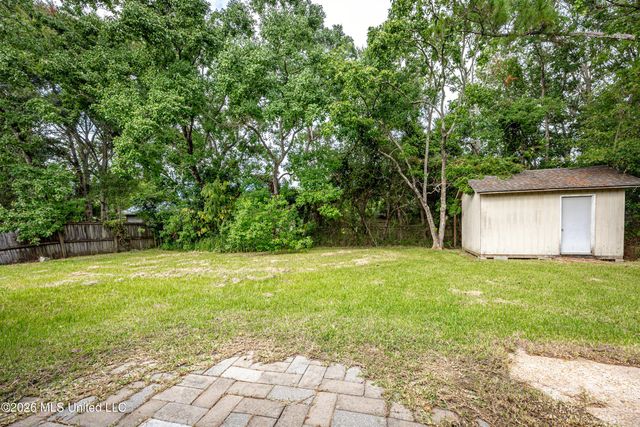 2840 Gardendale Avenue, Gautier, MS 39553