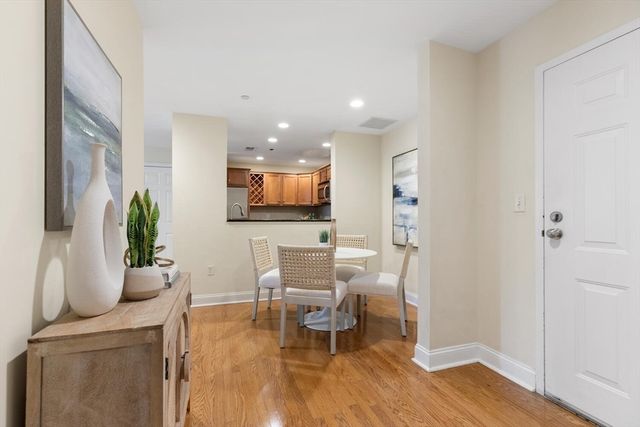 120 Wyllis Ave 217, Everett, MA 02149