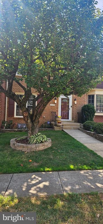 4829 CARRIAGEPARK RD, Fairfax, VA 22032