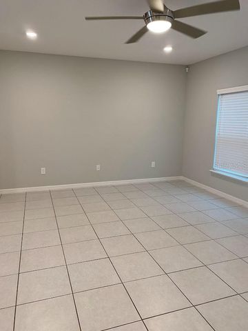 10908 GOLDEN ACORN AVENUE, Tampa, FL 33610