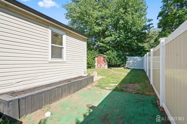 250 Brookside Avenue, South Amboy, NJ 08879