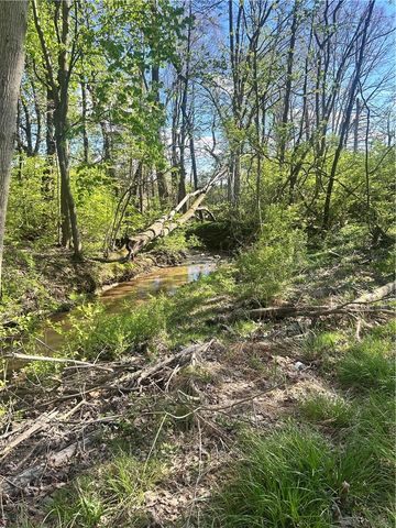 3022 Wilmington Rd, Neshannock Twp, PA 16105