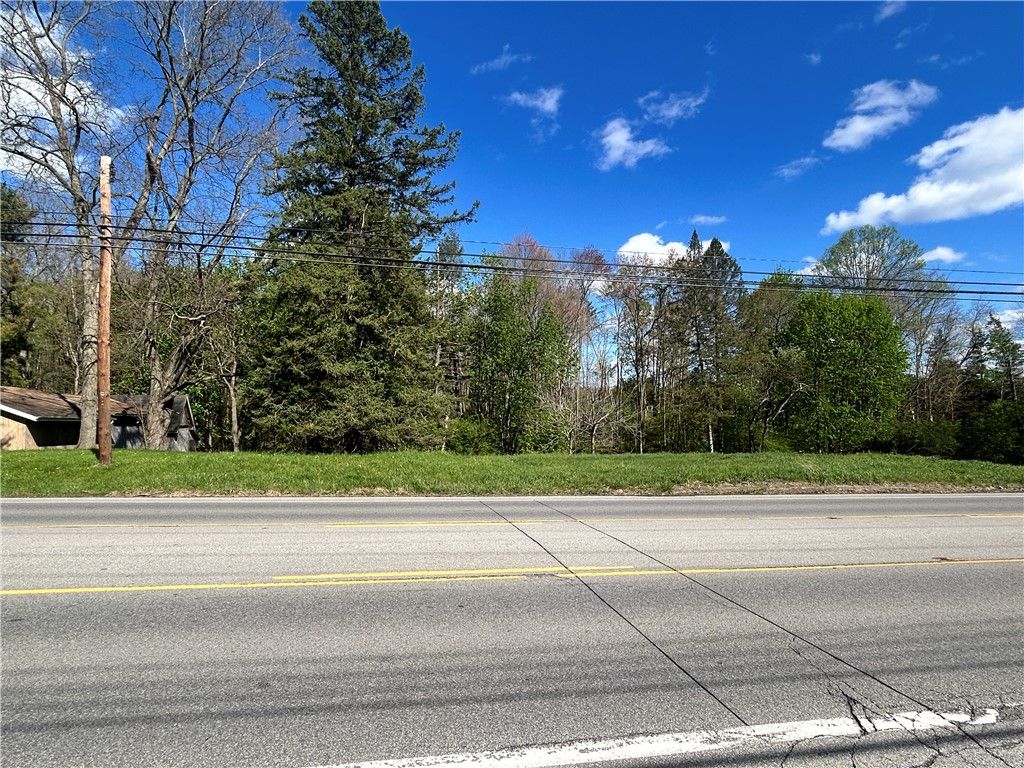 3022 Wilmington Rd, Neshannock Twp, PA 16105
