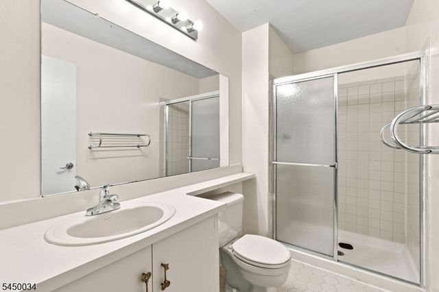 407 Lancaster Ct, Piscataway Twp., NJ 08854