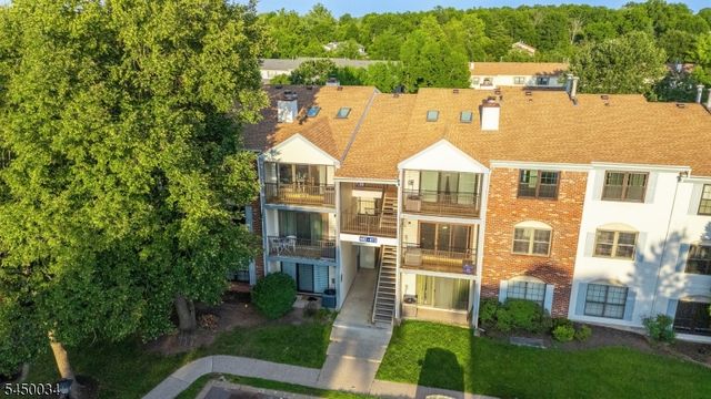 407 Lancaster Ct, Piscataway Twp., NJ 08854
