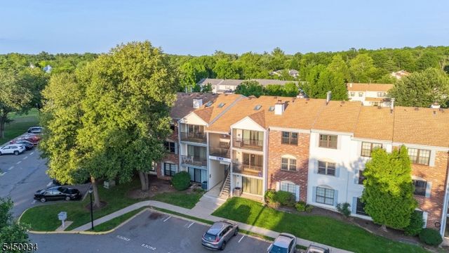 407 Lancaster Ct, Piscataway Twp., NJ 08854