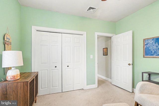 2008 GREEN ST, Harrisburg, PA 17102