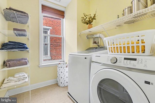 2008 GREEN ST, Harrisburg, PA 17102