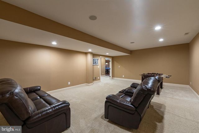 3927 BRIAR KNOLL CIR, Phoenix, MD 21131