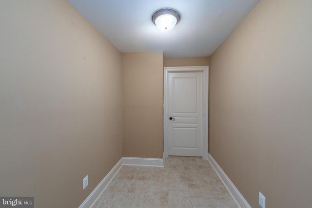 3927 BRIAR KNOLL CIR, Phoenix, MD 21131