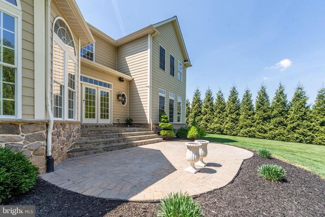 3927 BRIAR KNOLL CIR, Phoenix, MD 21131