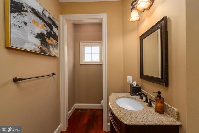 3927 BRIAR KNOLL CIR, Phoenix, MD 21131
