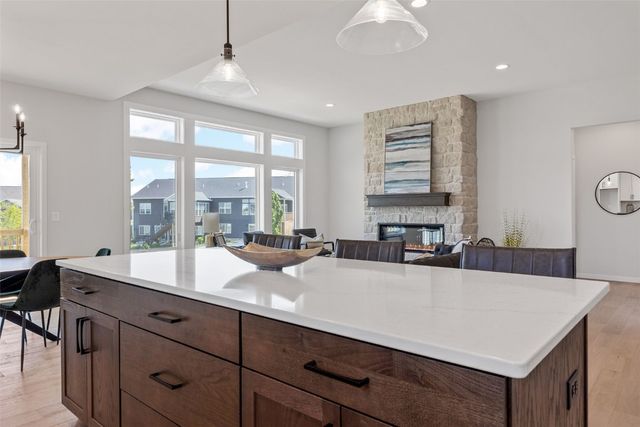 5638 Meadow Grass Circle SE, Cedar Rapids, IA 52403