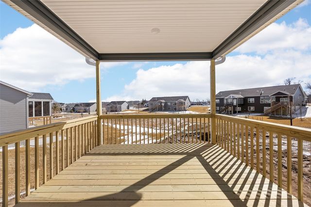 5638 Meadow Grass Circle SE, Cedar Rapids, IA 52403