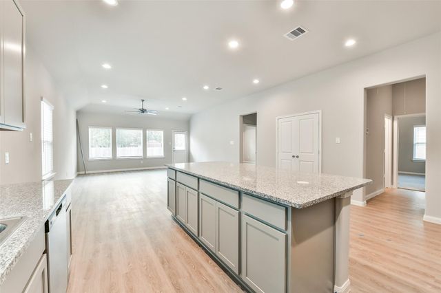 3911 Sugardale Street, Baytown, TX 77251