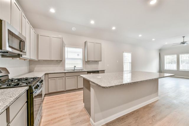 3911 Sugardale Street, Baytown, TX 77251