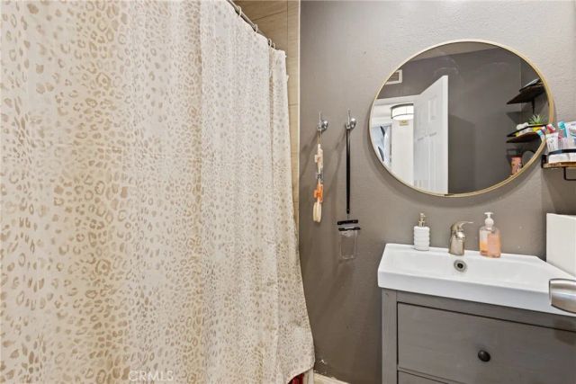 3050 S Bristol 4C, Santa Ana, CA 92704
