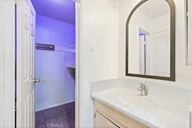 3050 S Bristol 4C, Santa Ana, CA 92704
