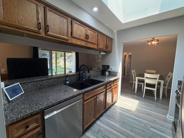 49116 Conway Court, Shelby Twp, MI 48315