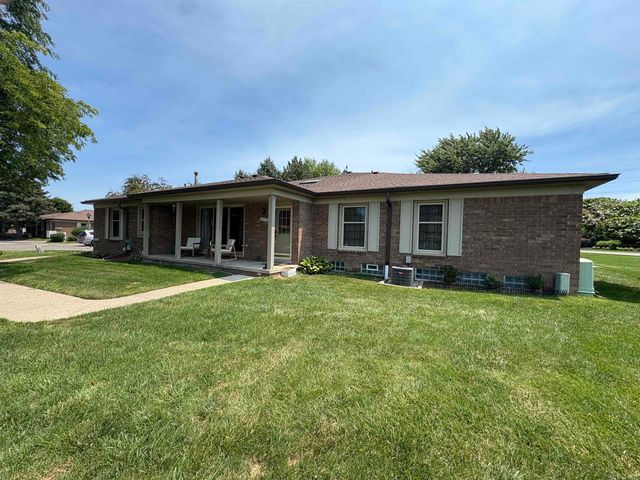 49116 Conway Court, Shelby Twp, MI 48315