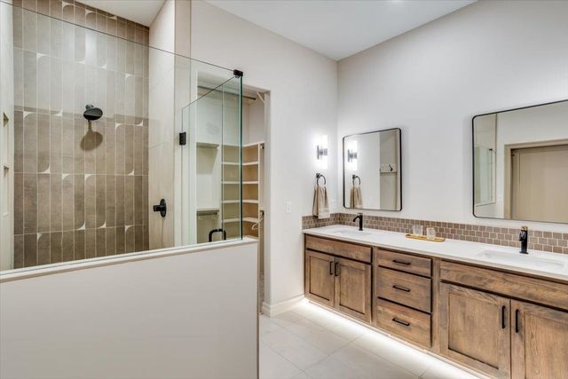 9650 W Cedar Lane, Maize, KS 67101