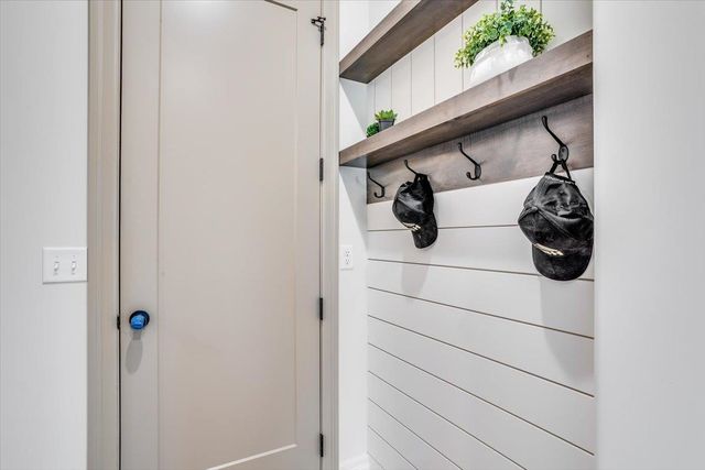 9650 W Cedar Lane, Maize, KS 67101